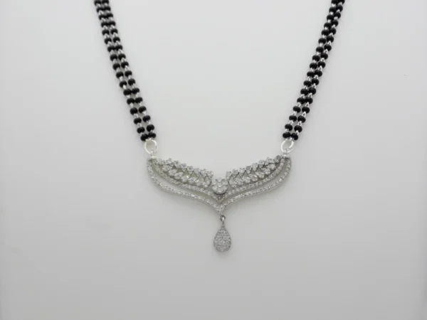 Most Popular Modern Pendant (Mangalsutra)